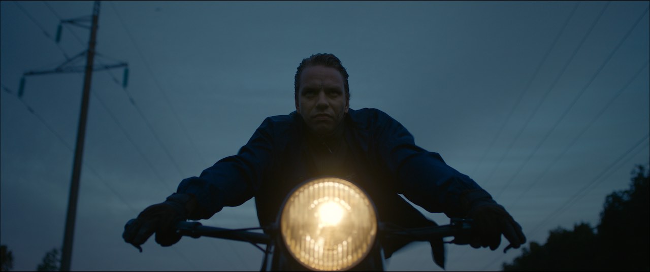 Dark Paradise Still 6